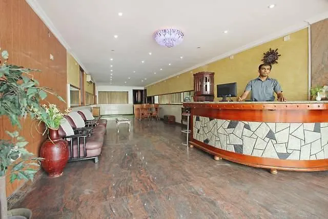 Hotel Park Royale Kochi